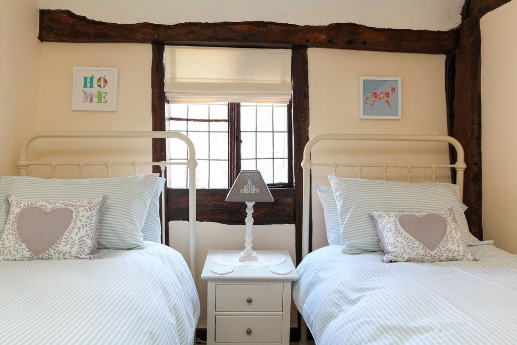 12A College Hill By Sleep Shrewsbury Villa Room photo